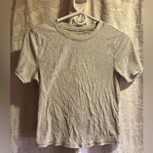 Vuori Heather Grey Pose Fitted Tee